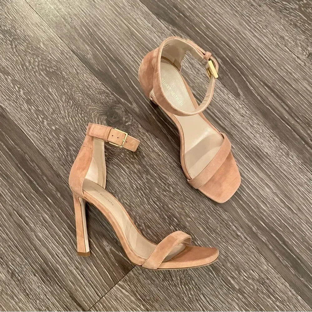 Stuart Weitzman Squarenudist Sandal